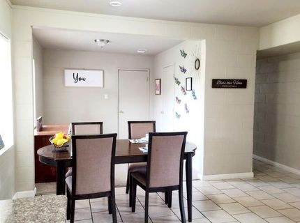 6109 Laurine Way, Sacramento, CA 95824 Photo