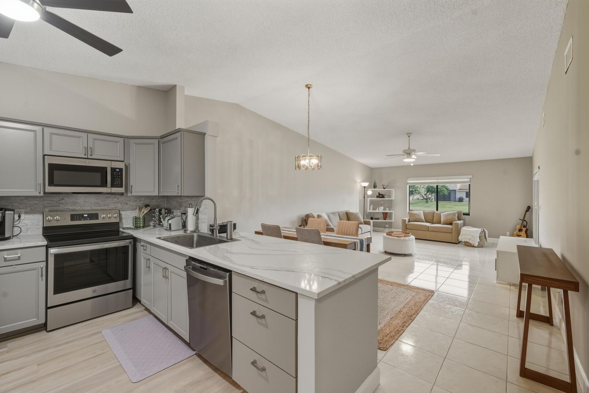 8290 Springlake Drive, Boca Raton, FL 33496 Photo