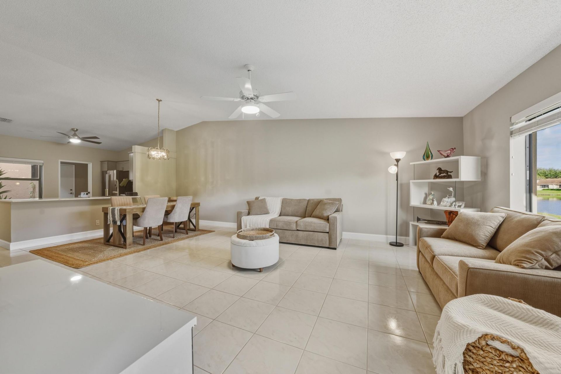 8290 Springlake Drive, Boca Raton, FL 33496 Photo