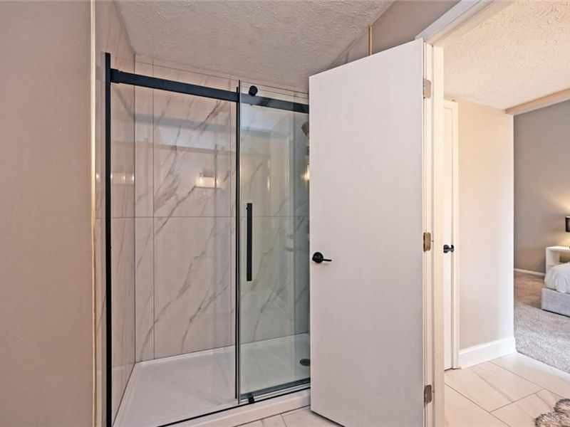 8335 Summerbridge Way, West Chester, OH 45069 Photo 32