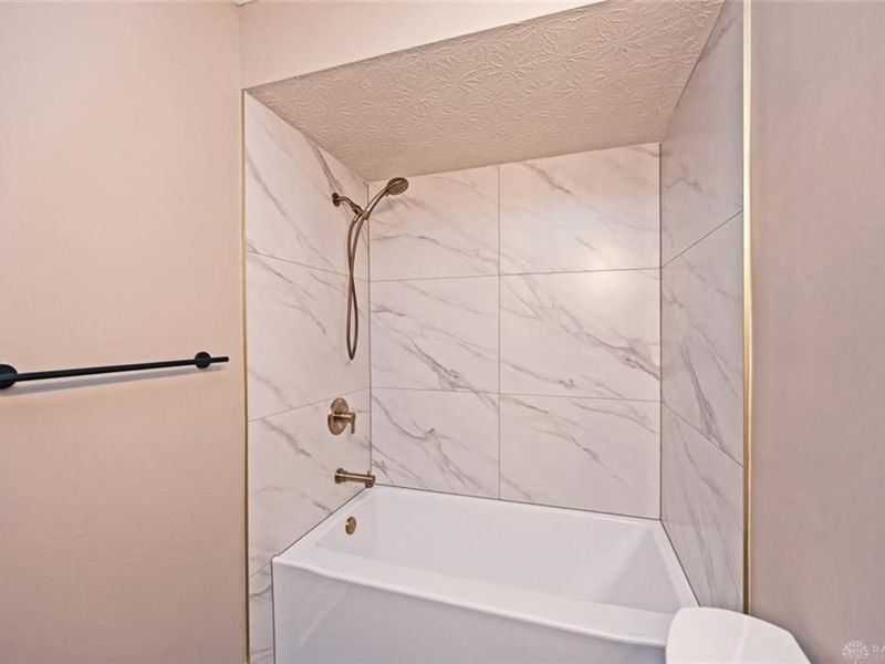 8335 Summerbridge Way, West Chester, OH 45069 Photo 36