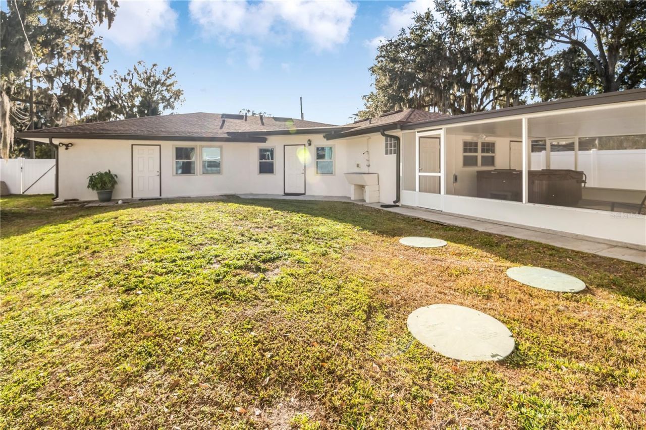 307 Estrella Way, Auburndale, FL 33823 Photo