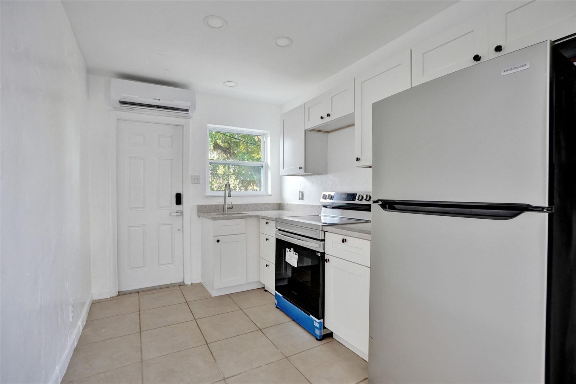 306 NE 13th Avenue, Pompano Beach, FL 33060 Photo