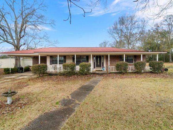 212 St Horace St., State Line, MS 39362