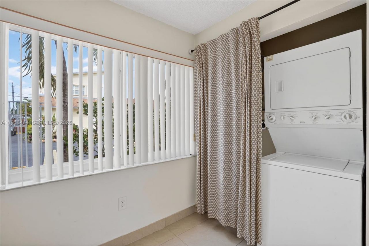 2455 SW 11th St, Unit 7-A, Miami, FL 33135 Photo