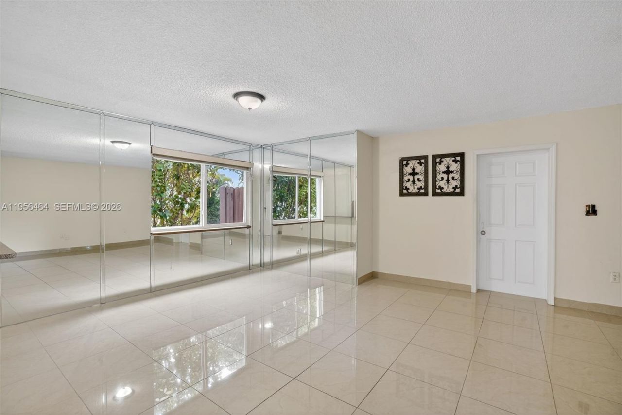 2455 SW 11th St, Unit 7-A, Miami, FL 33135 Photo