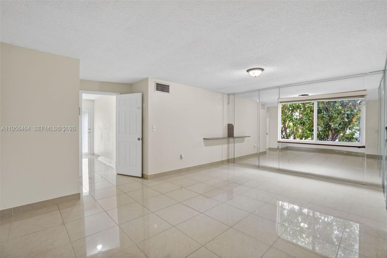 2455 SW 11th St, Unit 7-A, Miami, FL 33135 Photo