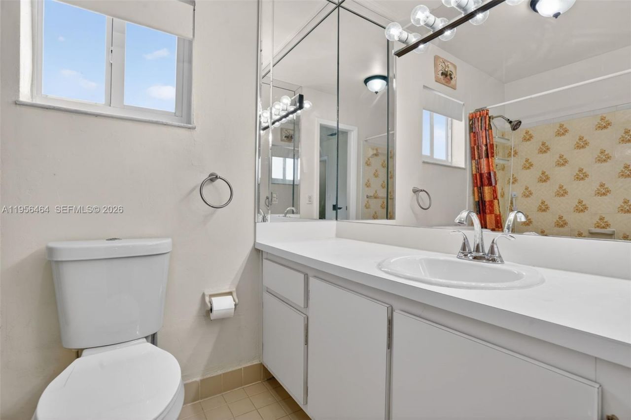2455 SW 11th St, Unit 7-A, Miami, FL 33135 Photo