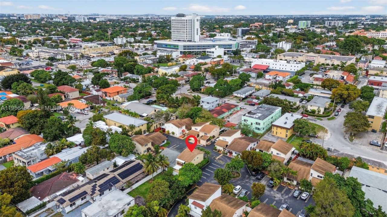 2455 SW 11th St , Unit 7-A, Miami, FL 33135 Photo