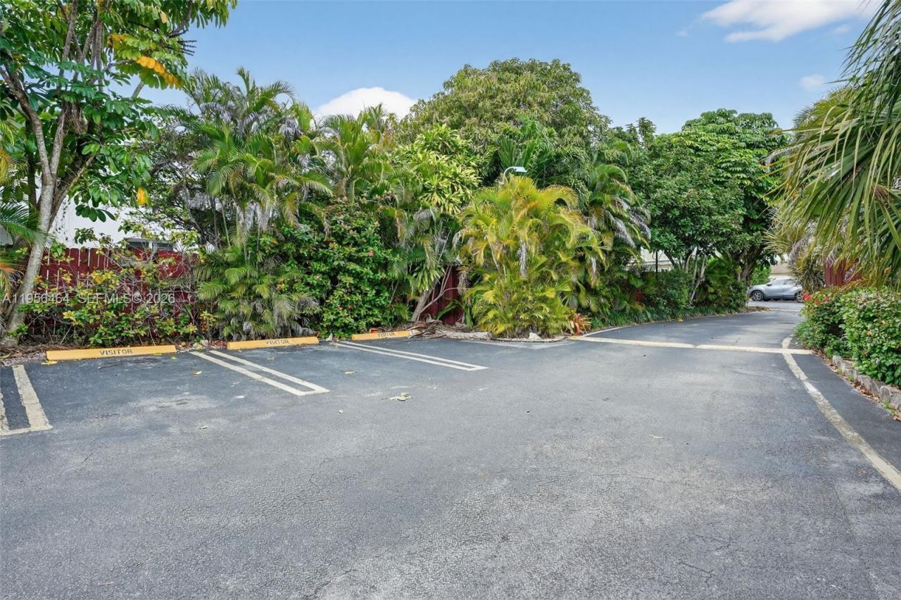 2455 SW 11th St, Unit 7-A, Miami, FL 33135 Photo
