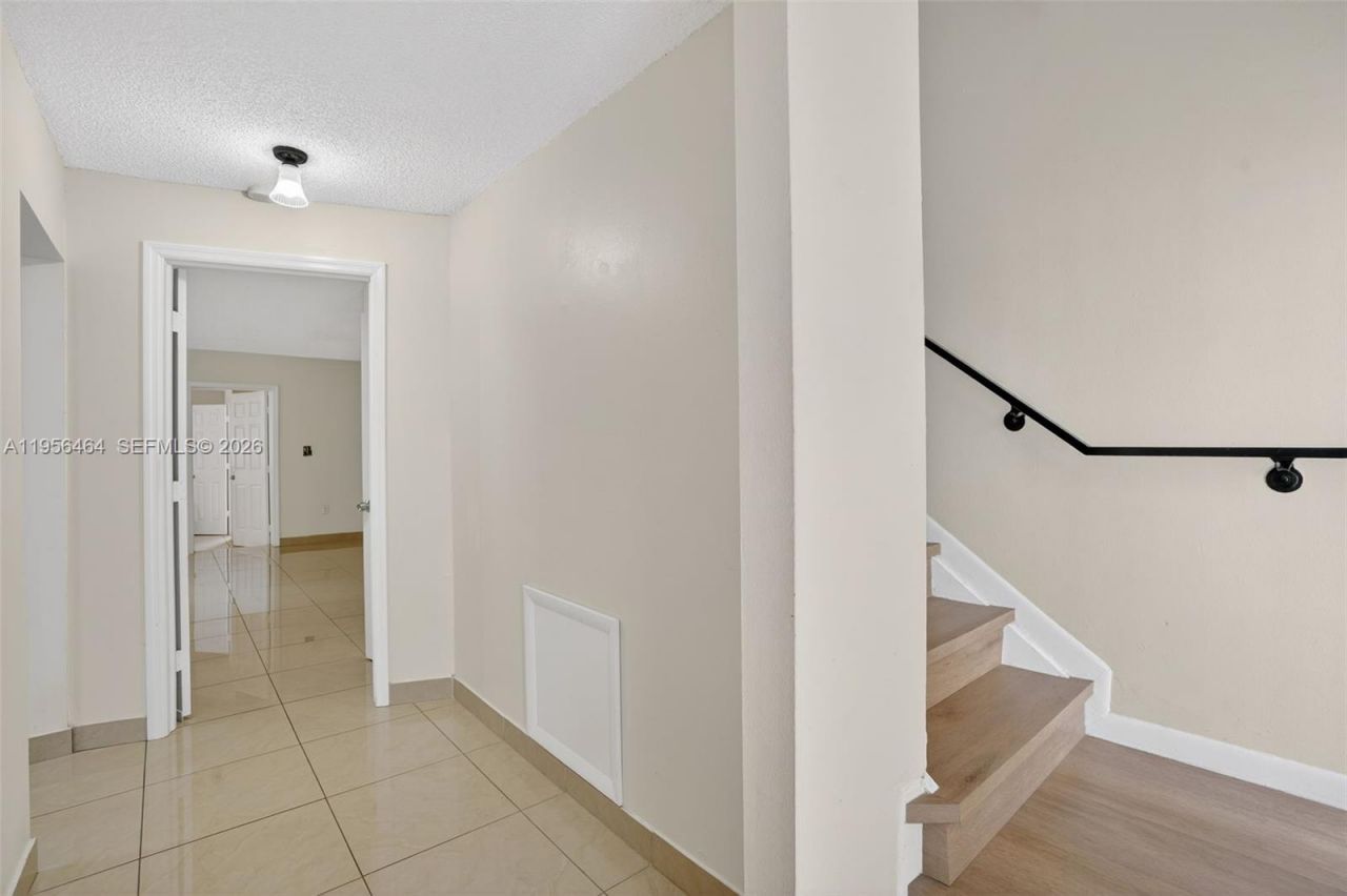 2455 SW 11th St, Unit 7-A, Miami, FL 33135 Photo