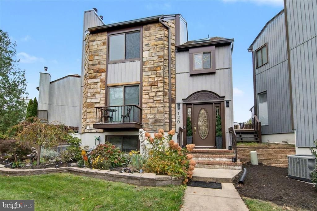 120 Diamond Lane, Old Bridge, NJ 08857 Main Photo