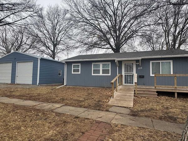 208 N Webster Street, Shenandoah, IA 51601
