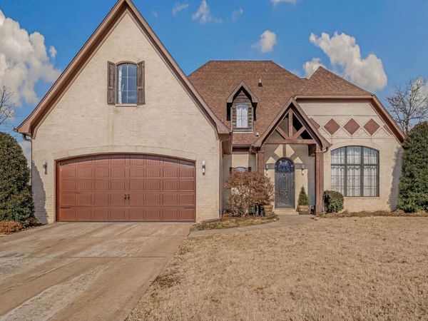 2232 Williamsburg, Jonesboro, AR 72404