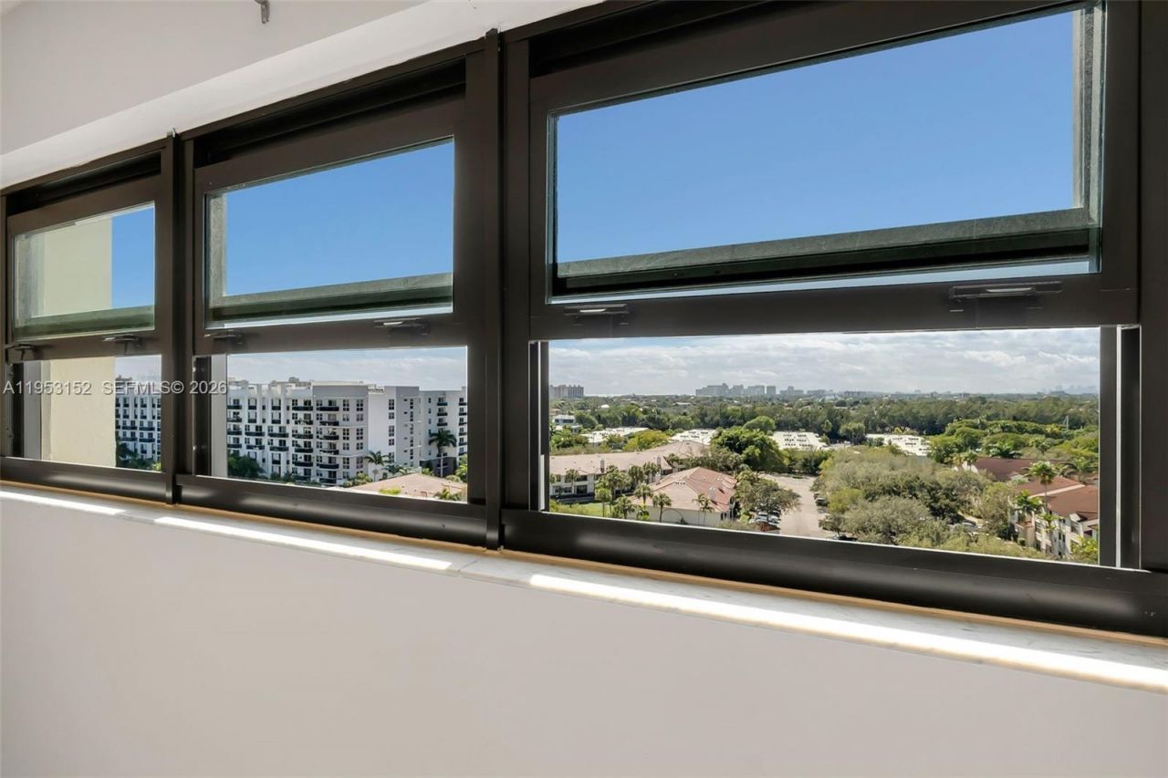 3200 Port Royale Dr N, Unit 1006, Fort Lauderdale, FL 33308 Photo