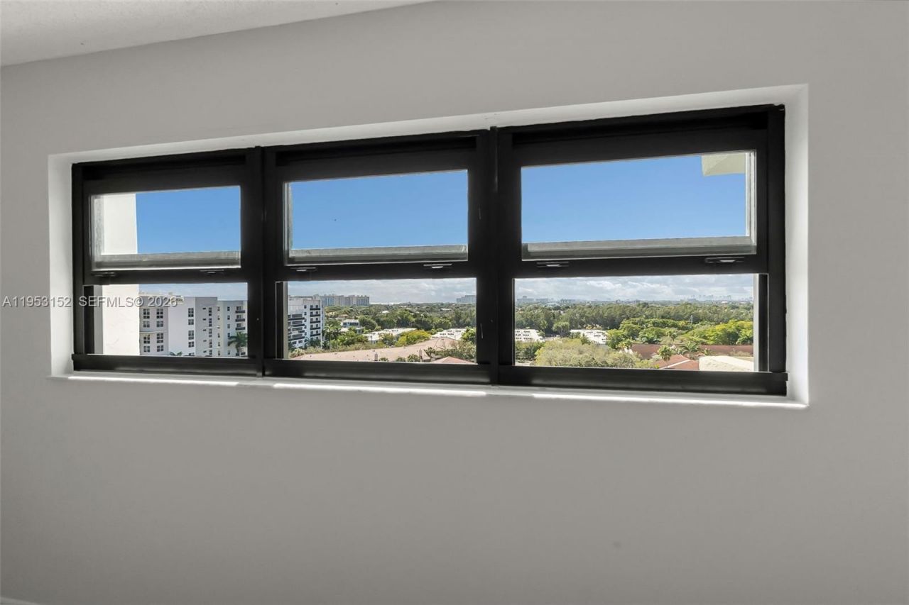 3200 Port Royale Dr N, Unit 1006, Fort Lauderdale, FL 33308 Photo