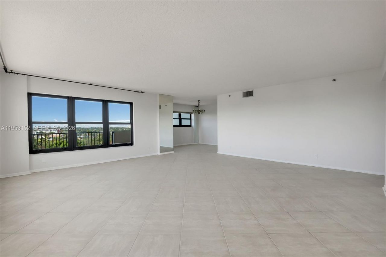 3200 Port Royale Dr N, Unit 1006, Fort Lauderdale, FL 33308 Photo