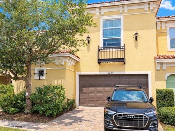 12450 NW 32nd Mnr, Unit 1250, Sunrise, FL 33323