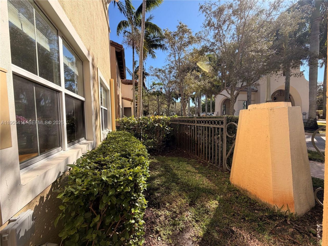 12450 NW 32nd Mnr, Unit 1250, Sunrise, FL 33323 Photo
