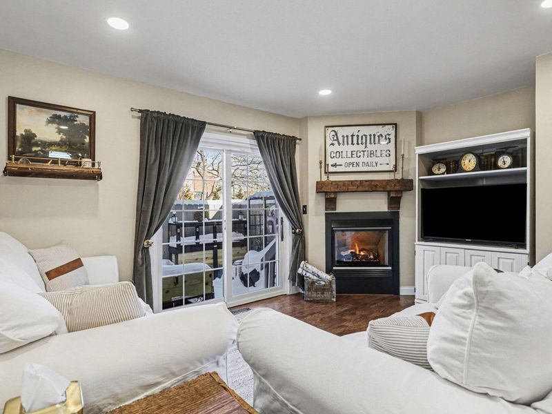 5886 Blendon Place Drive, Columbus, OH 43230 Photo 6