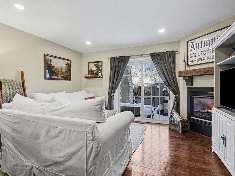 5886 Blendon Place Drive, Columbus, OH 43230 Photo 7