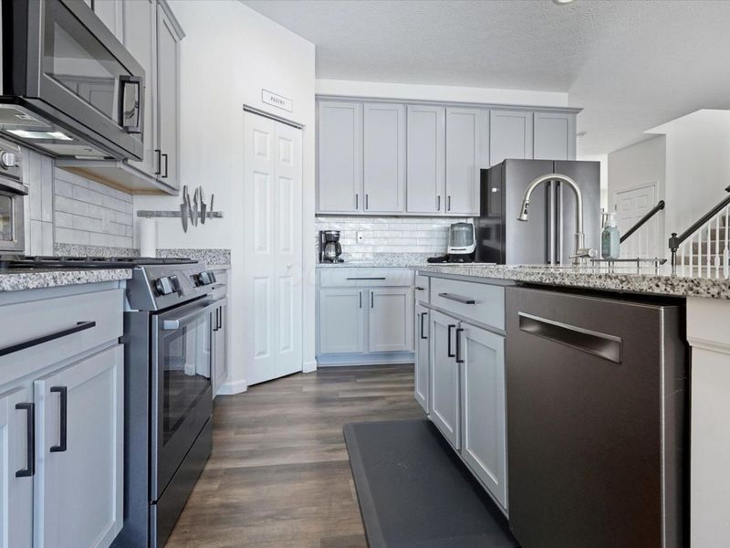 528 Golden Pond Avenue, Johnstown, OH 43031 Photo 11