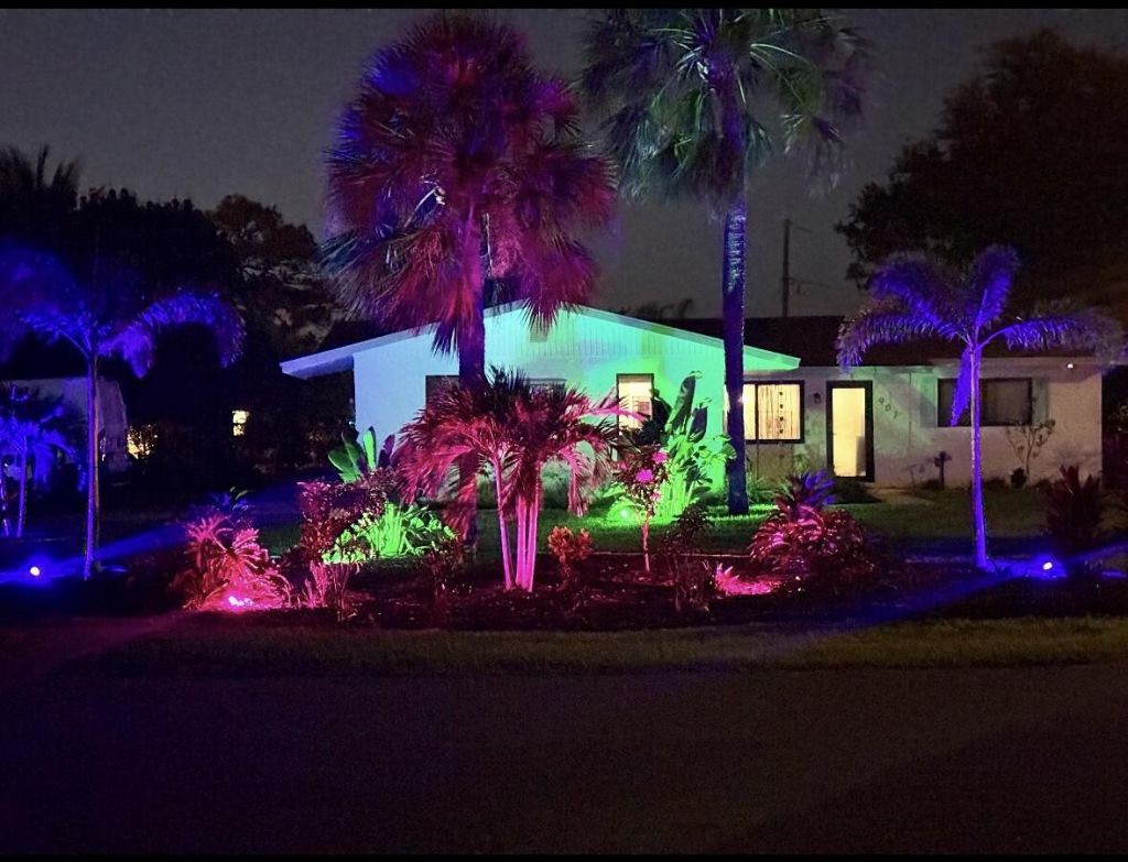 907 SE Lake Street, Stuart, FL 34994 Photo