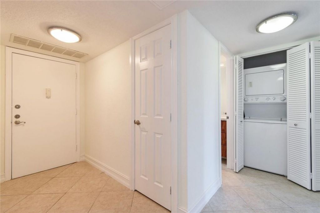 950 Ponce De Leon Rd, Unit 408, Boca Raton, FL 33432 Photo