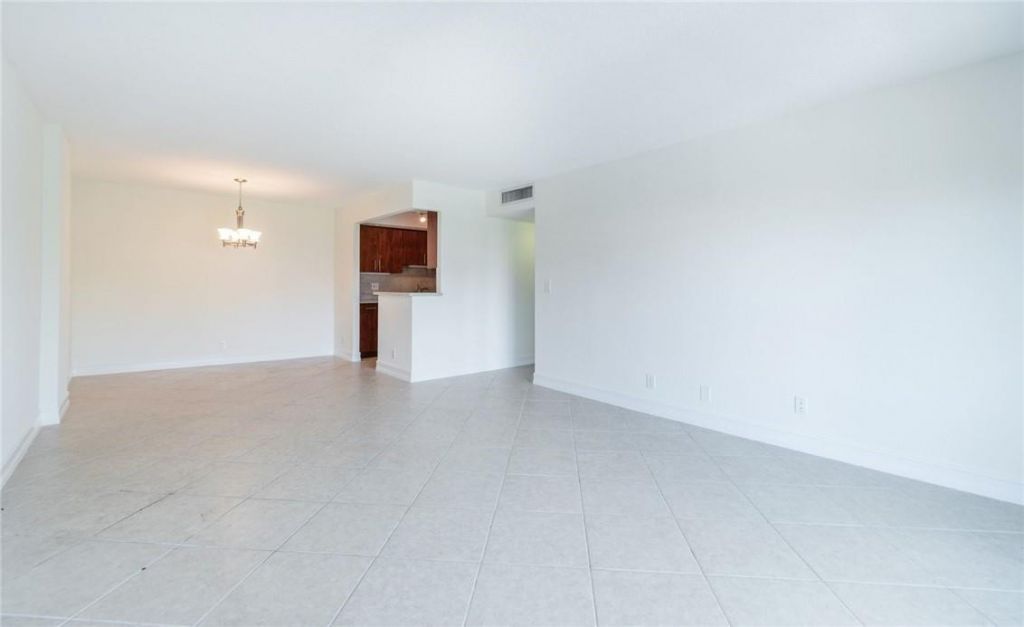 950 Ponce De Leon Rd, Unit 408, Boca Raton, FL 33432 Photo