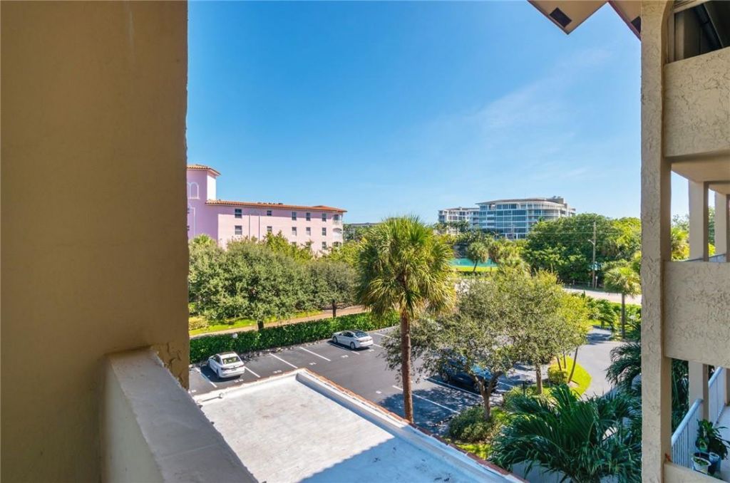 950 Ponce De Leon Rd, Unit 408, Boca Raton, FL 33432 Photo