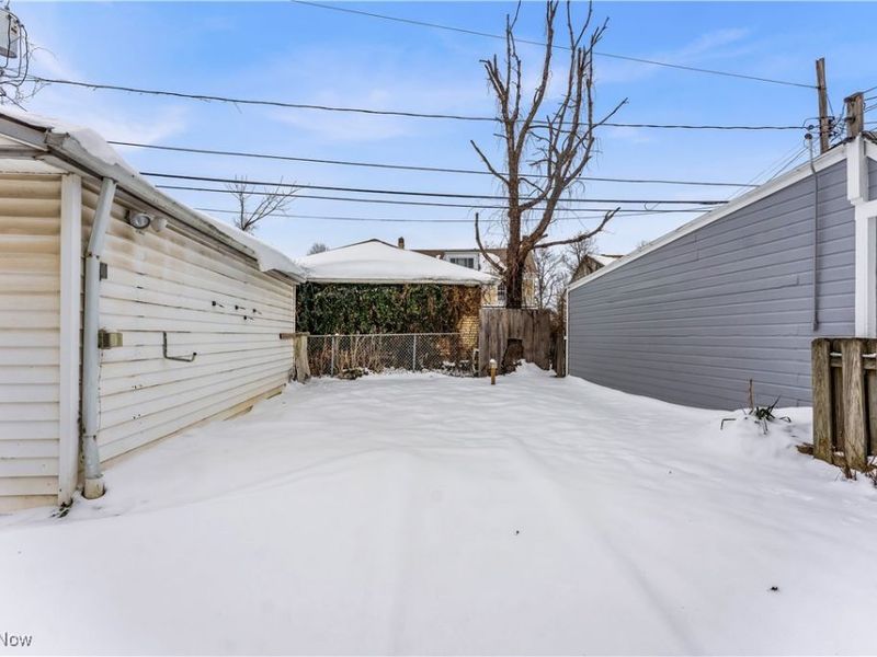 10403 Russell Avenue, Unit 1, Cleveland, OH 44125 Photo 25