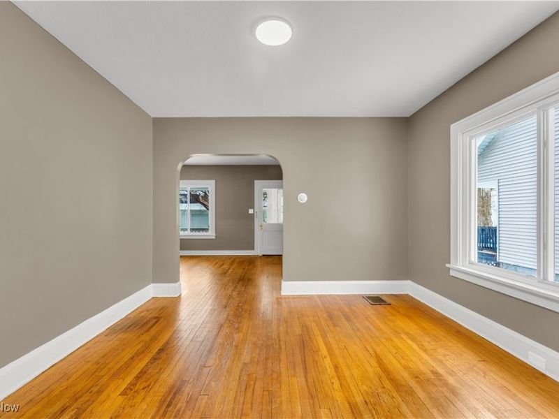 10403 Russell Avenue, Unit 1, Cleveland, OH 44125 Photo 7