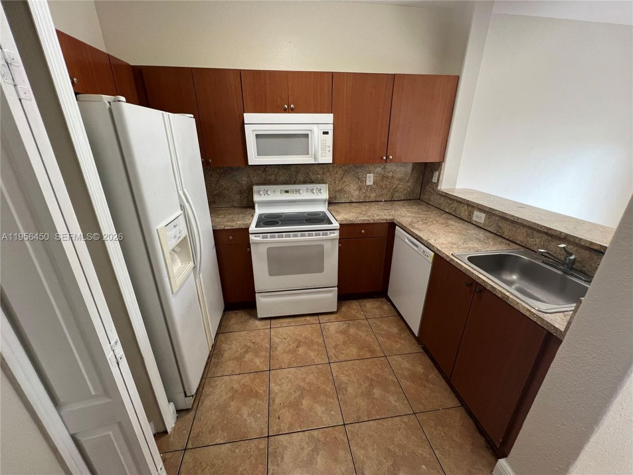 1536 SE 25th St, Unit 100, Homestead, FL 33035 Photo
