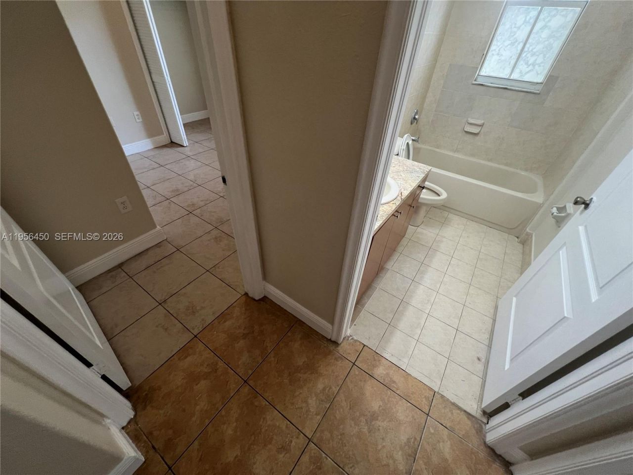 1536 SE 25th St, Unit 100, Homestead, FL 33035 Photo