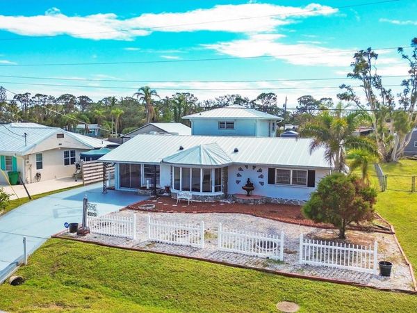 2075 PENNSYLVANIA AVENUE, ENGLEWOOD, FL 34224