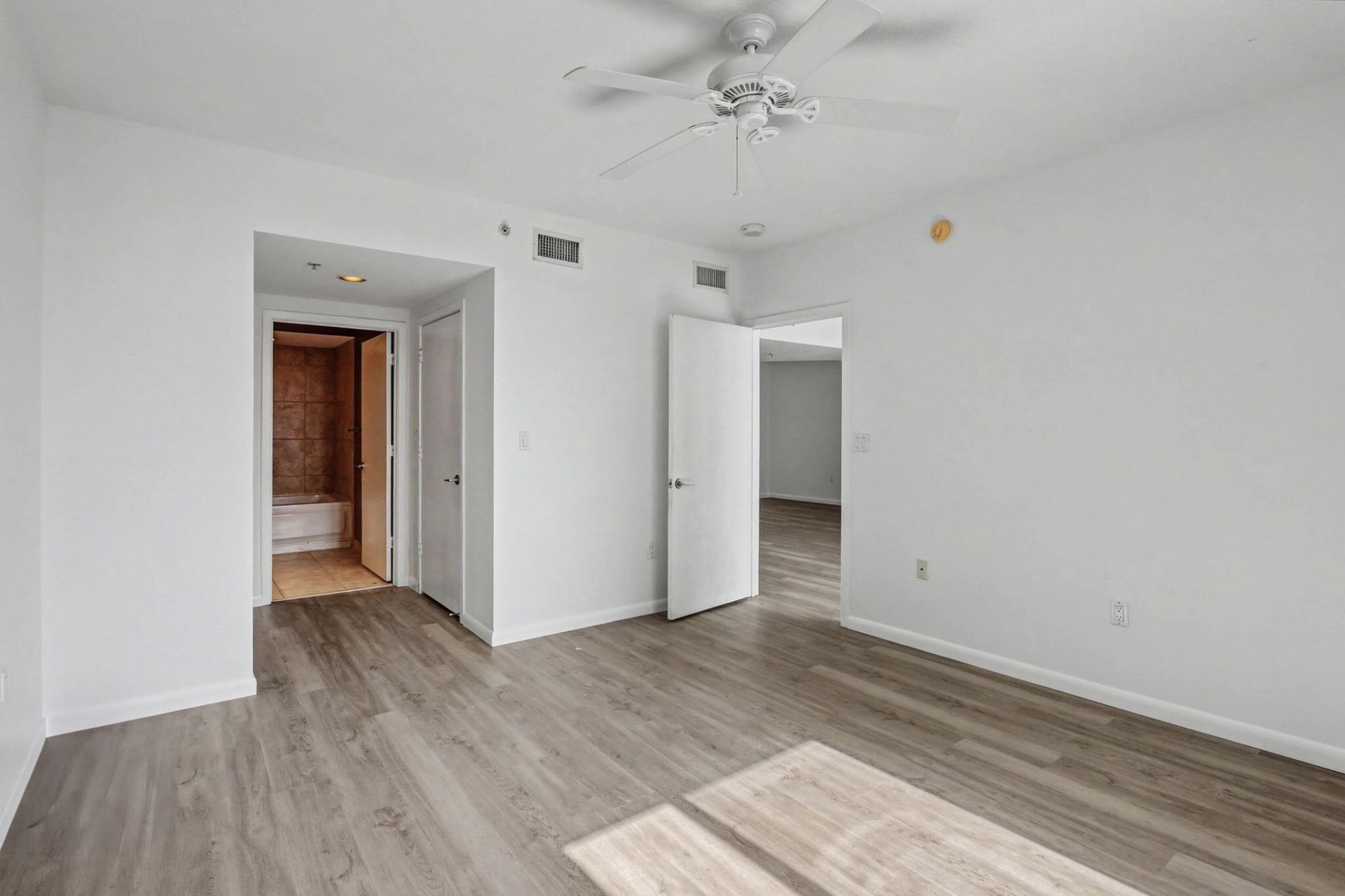 1551 N Flagler Drive, Unit 1514, West Palm Beach, FL 33401 Photo