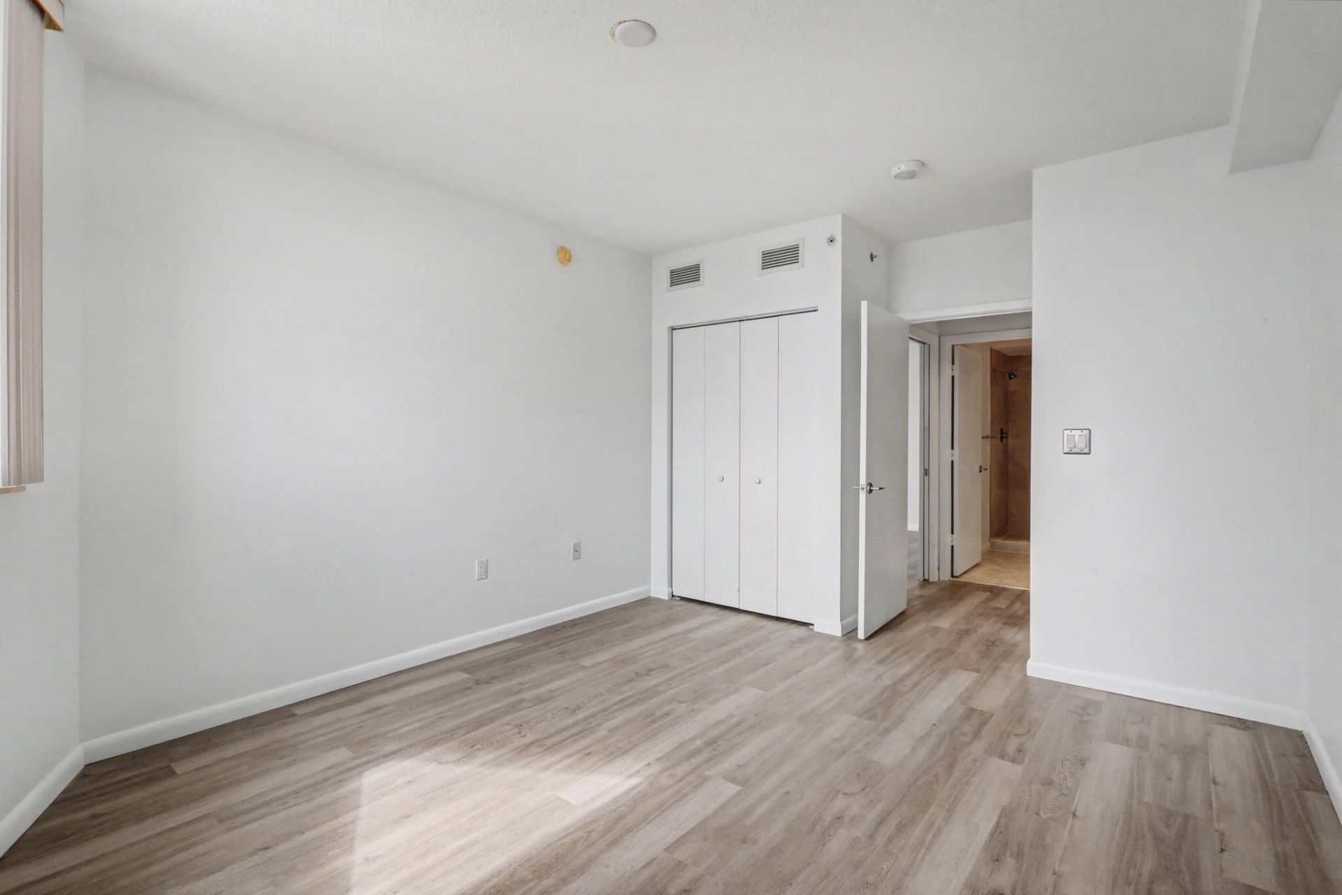 1551 N Flagler Drive, Unit 1514, West Palm Beach, FL 33401 Photo