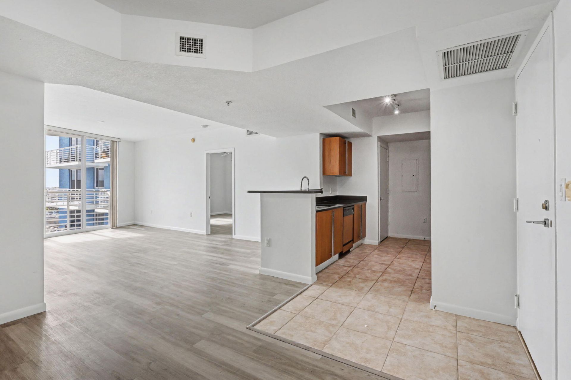 1551 N Flagler Drive, Unit 1514, West Palm Beach, FL 33401 Photo