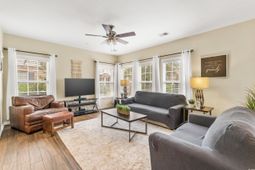 517 Hay Hill Ln. photo 4