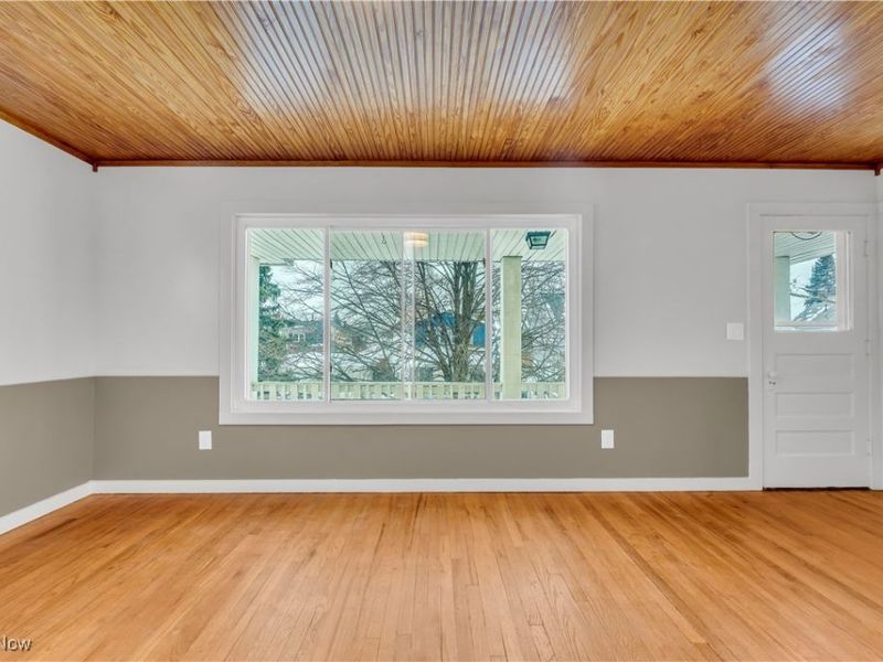 10403 Russell Avenue, Unit 2, Cleveland, OH 44125 Photo 3