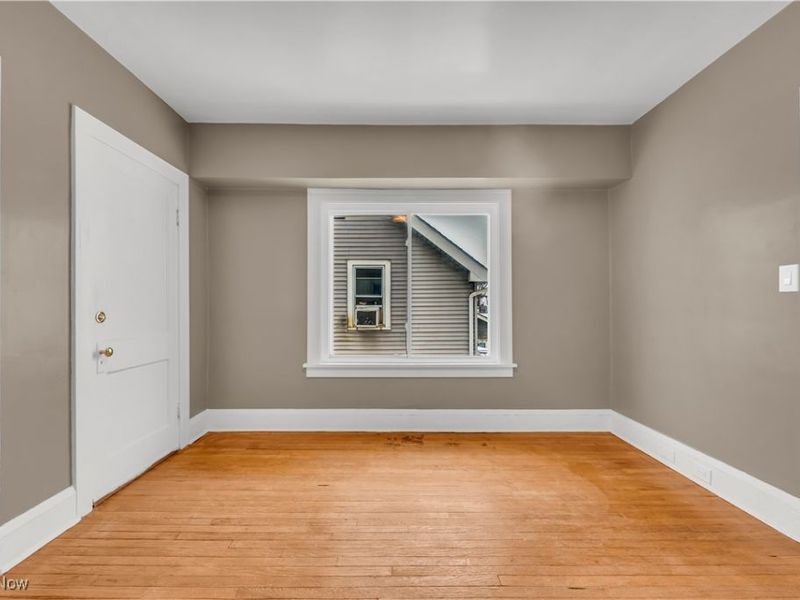 10403 Russell Avenue, Unit 2, Cleveland, OH 44125 Photo 5