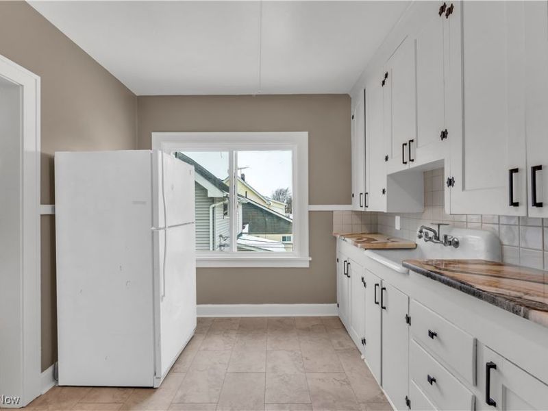 10403 Russell Avenue, Unit 2, Cleveland, OH 44125 Photo 9