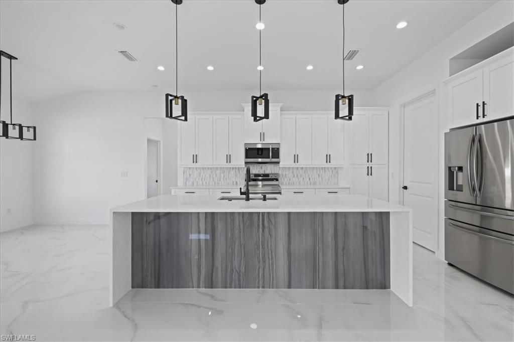 1501 NE 15th Ter, Cape Coral, FL 33909 Photo