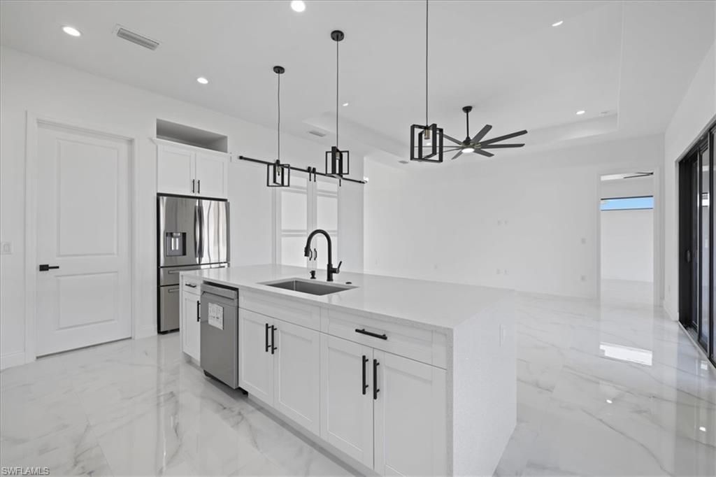 1501 NE 15th Ter, Cape Coral, FL 33909 Photo