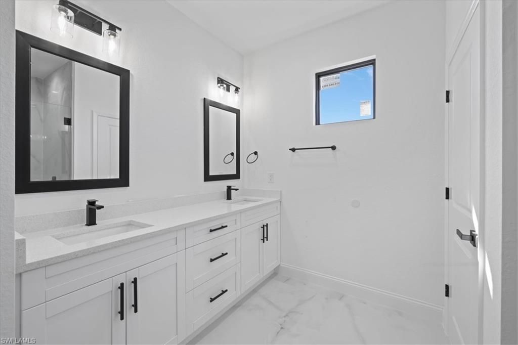 1501 NE 15th Ter, Cape Coral, FL 33909 Photo