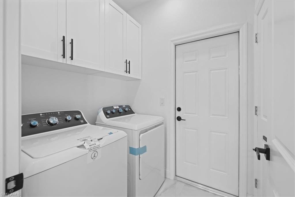 1501 NE 15th Ter, Cape Coral, FL 33909 Photo