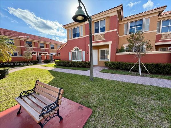 6141 NW 115th Pl, Unit 355, Doral, FL 33178