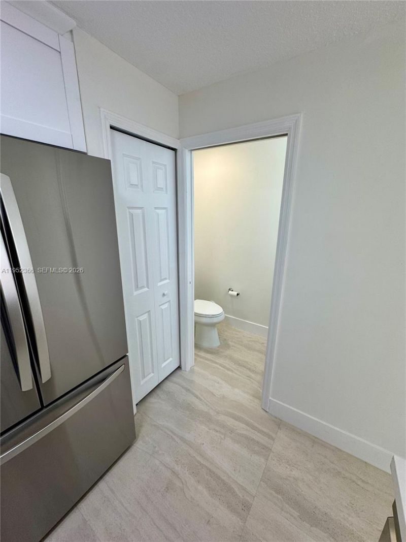 6141 NW 115th Pl, Unit 355, Doral, FL 33178 Photo