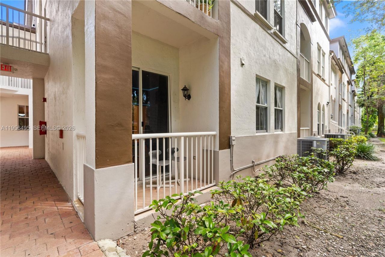 4301 SW 160th Ave, Unit 110, Miramar, FL 33027 Photo