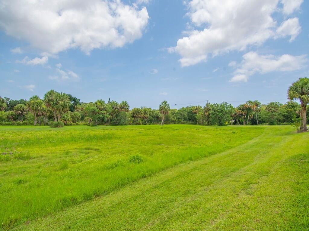 2536 Creekside Drive, Fort Pierce, FL 34981 Photo